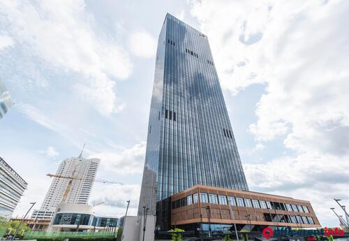 Offices to let in Regus DC Tower