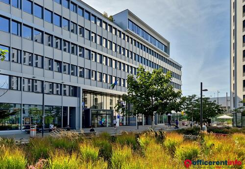 Offices to let in Spaces Square One​​